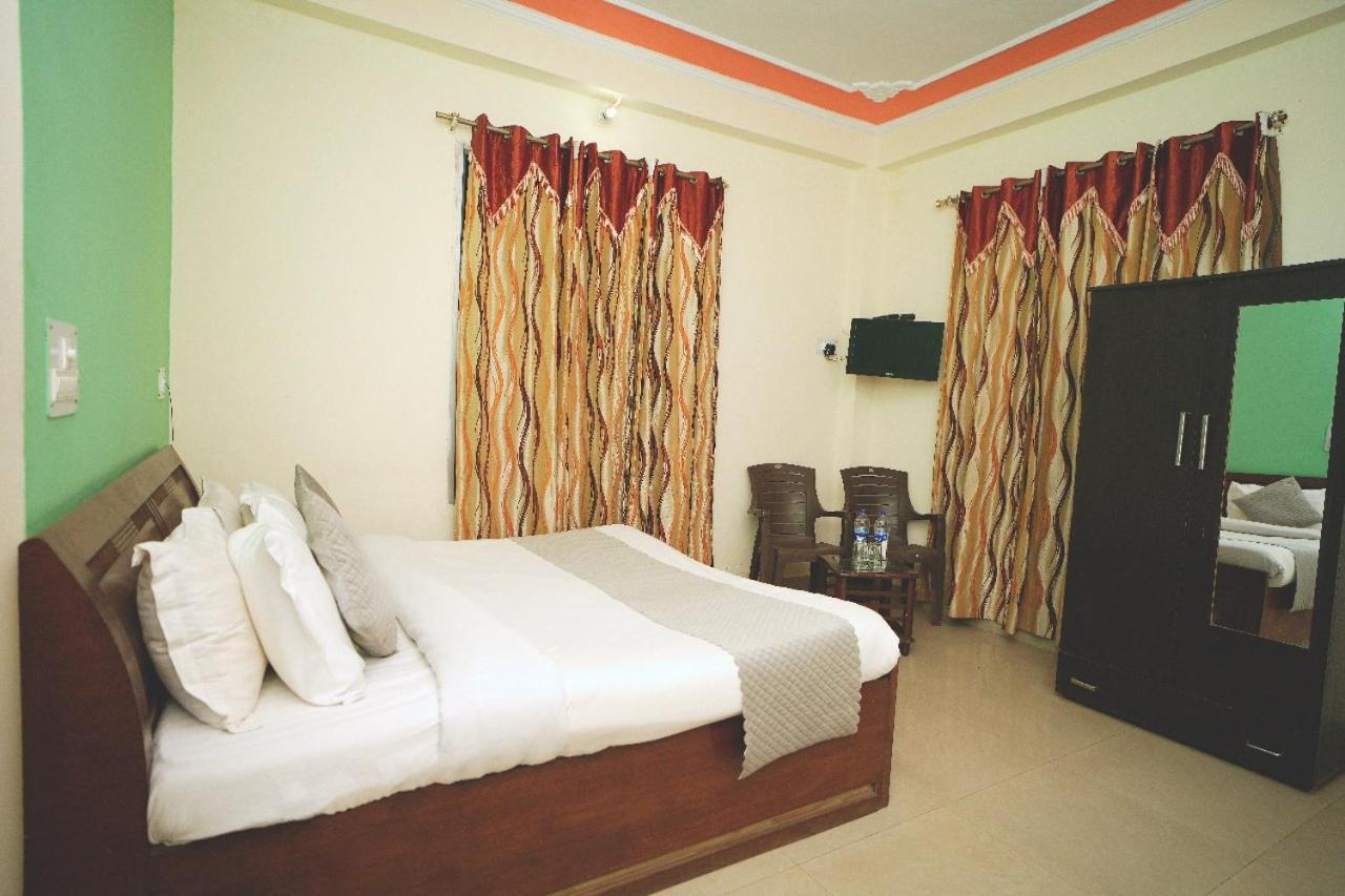 Hotel Kasauli View Cafe Restaurant Open Terrace Mountain View Ngoại thất bức ảnh