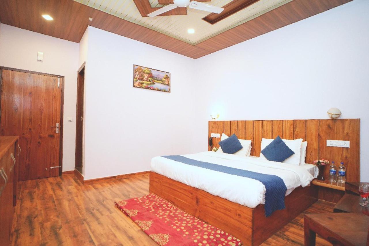Hotel Kasauli View Cafe Restaurant Open Terrace Mountain View Ngoại thất bức ảnh