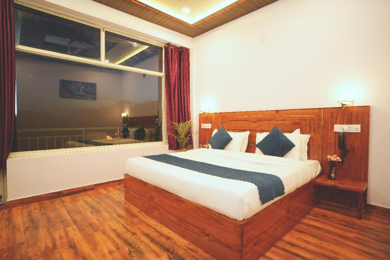 Hotel Kasauli View Cafe Restaurant Open Terrace Mountain View Ngoại thất bức ảnh